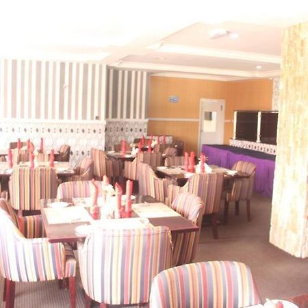 Grand Ibro Hotel Annex Ankuru Exterior foto