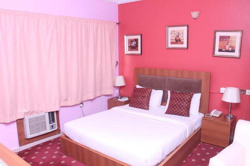 Grand Ibro Hotel Annex Ankuru Exterior foto