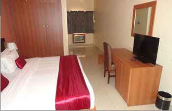 Grand Ibro Hotel Annex Ankuru Exterior foto